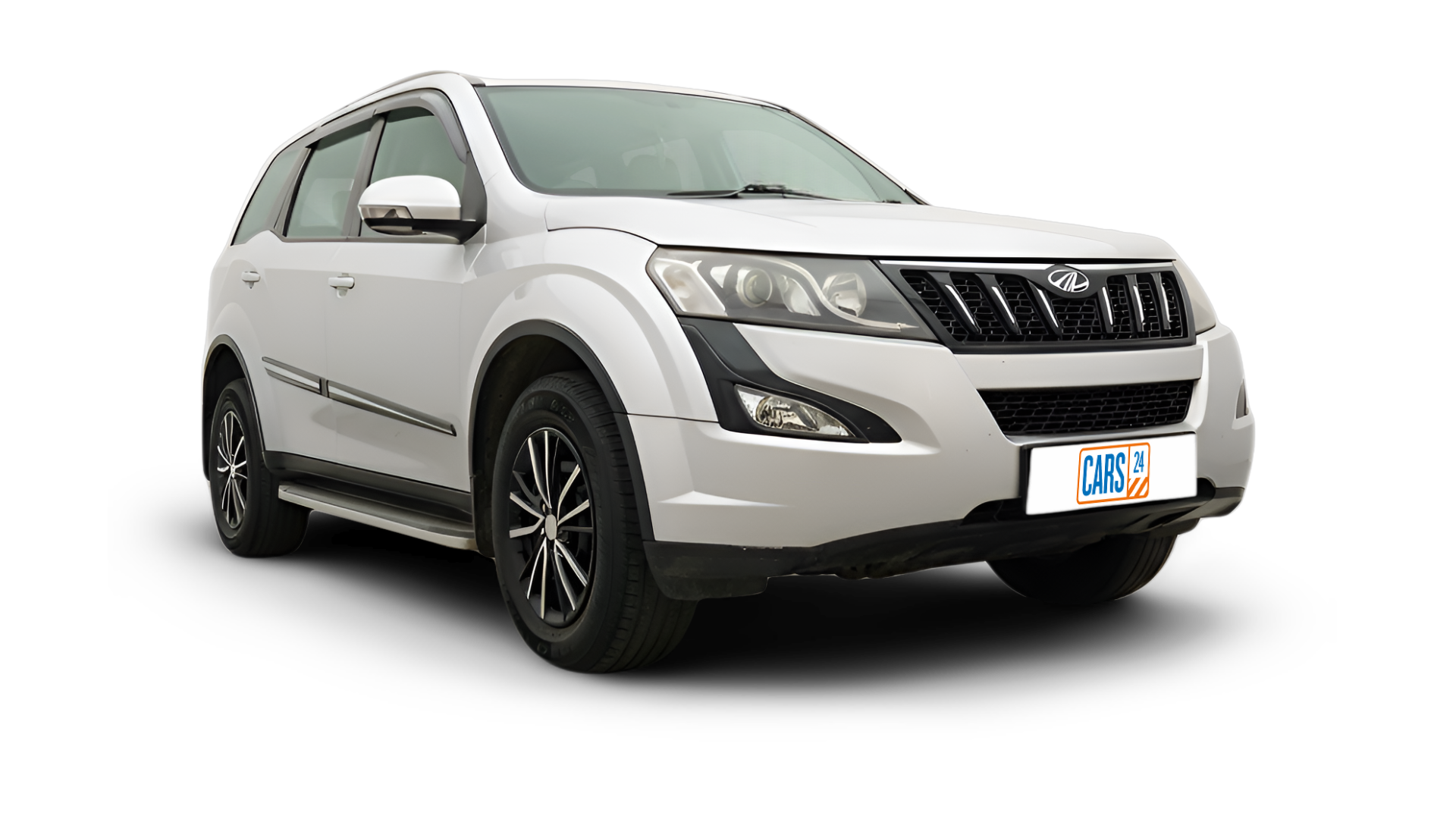 Mahindra XUV500-img